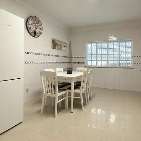 Vivenda Catavento V5 Piscina E 100mt Da Gale Villa