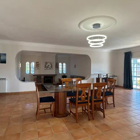 Vivenda Catavento V5 Piscina E 100mt Da Gale Villa Albufeira