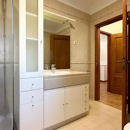 Vivenda Catavento V5 Piscina E 100mt Da Gale Albufeira