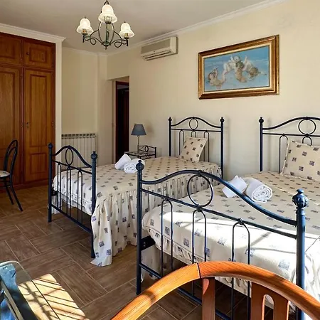 Vivenda Catavento V5 Piscina E 100mt Da Gale Villa