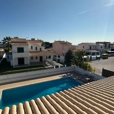 Vivenda Catavento V5 Piscina E 100mt Da Gale * Albufeira