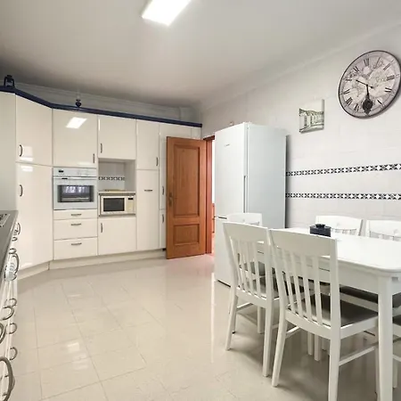 Villa Vivenda Catavento V5 Piscina E 100mt Da Gale *