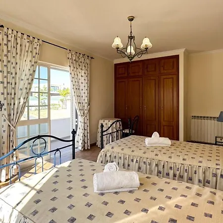 Vivenda Catavento V5 Piscina E 100mt Da Gale Albufeira