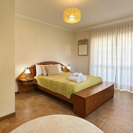 Villa Vivenda Catavento V5 Piscina E 100mt Da Gale
