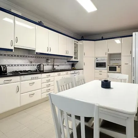 Villa Vivenda Catavento V5 Piscina E 100mt Da Gale